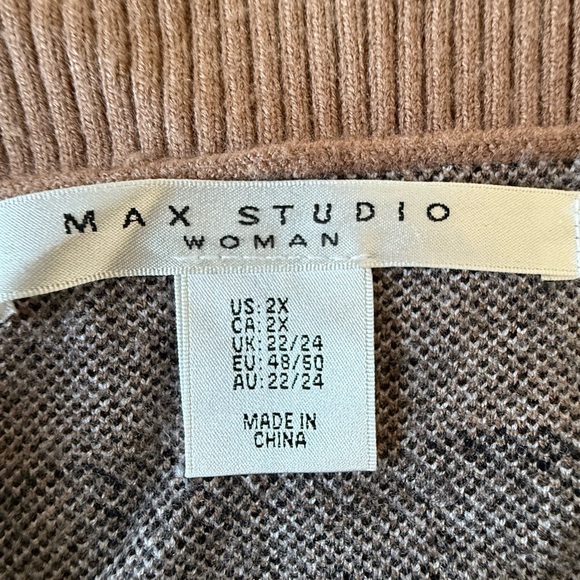 Max Studio brown black pullover plaid v-neck sweater plus size 2X - Picture 2 of 7